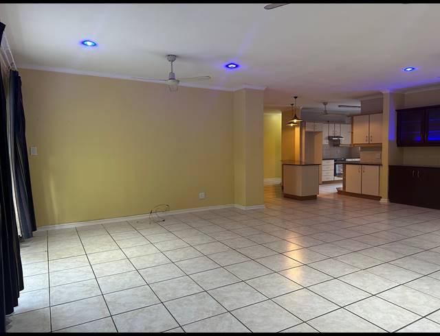 3 BEDROOM SIMPLEX TO LET IN UMTENTWENI